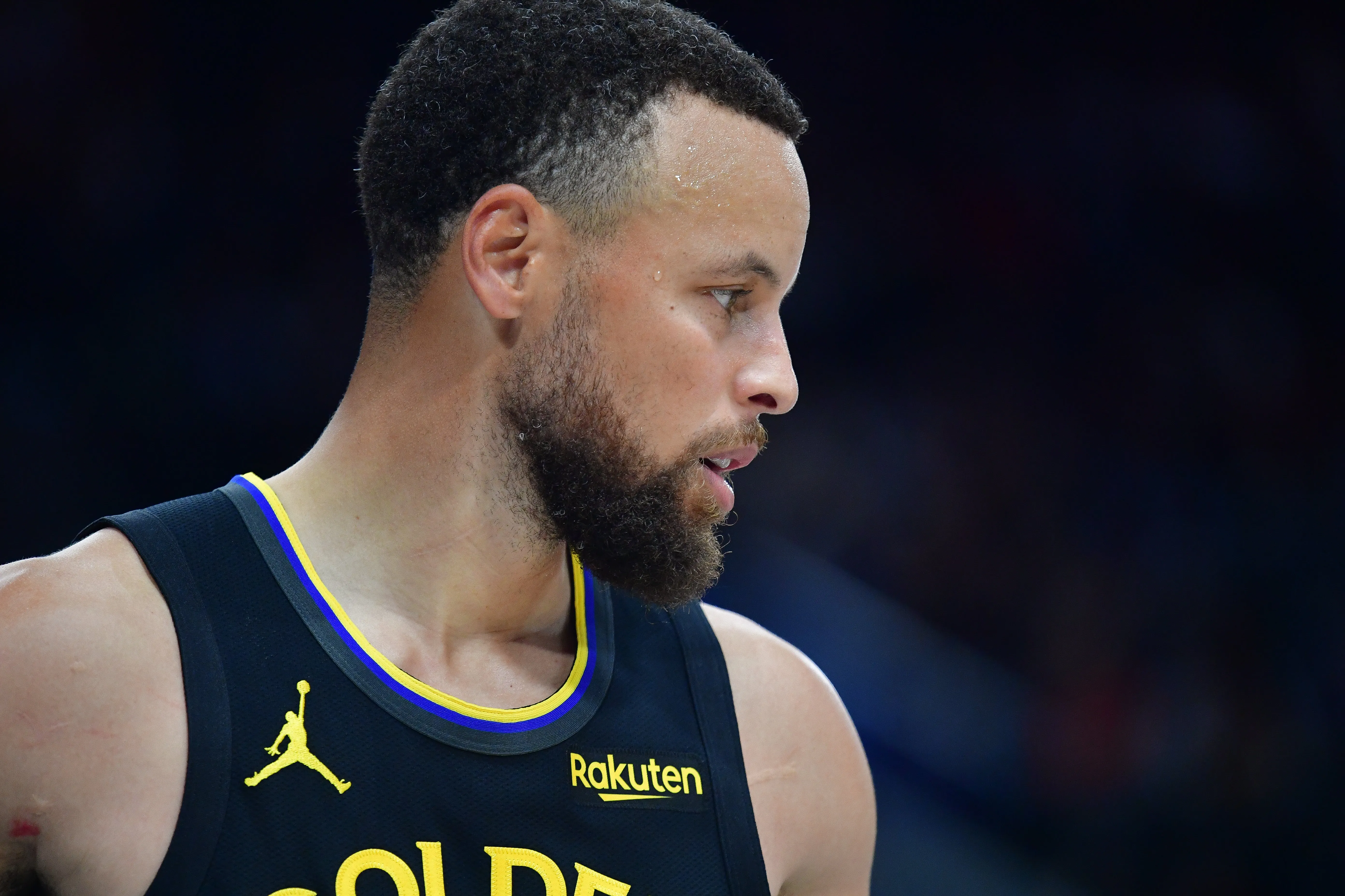 Warriors’ Risky Bet Around Stephen Curry Could Define Their Future