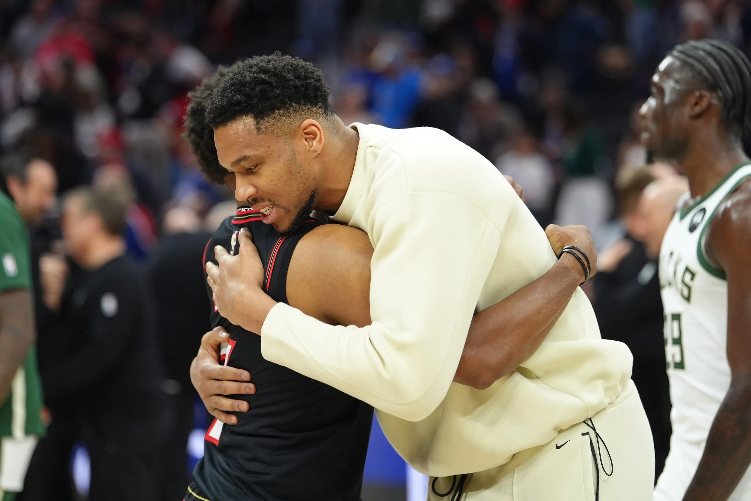 Bucks Face Uncertain Future as Giannis Questions Direction After Lost Season