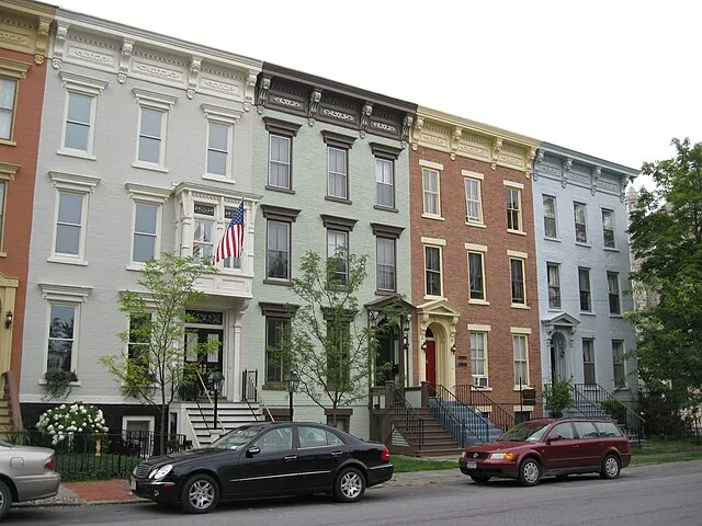 Dougtone on Wikimedia Commons 