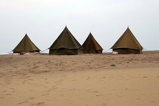 Ji-Elle on Wikimedia Commons