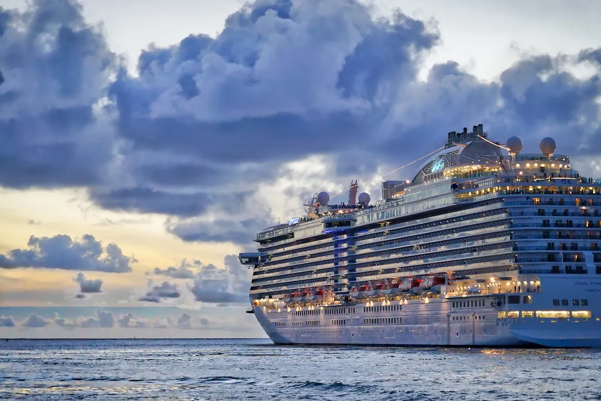 15 Retro Cruise Activities That No Longer Exist