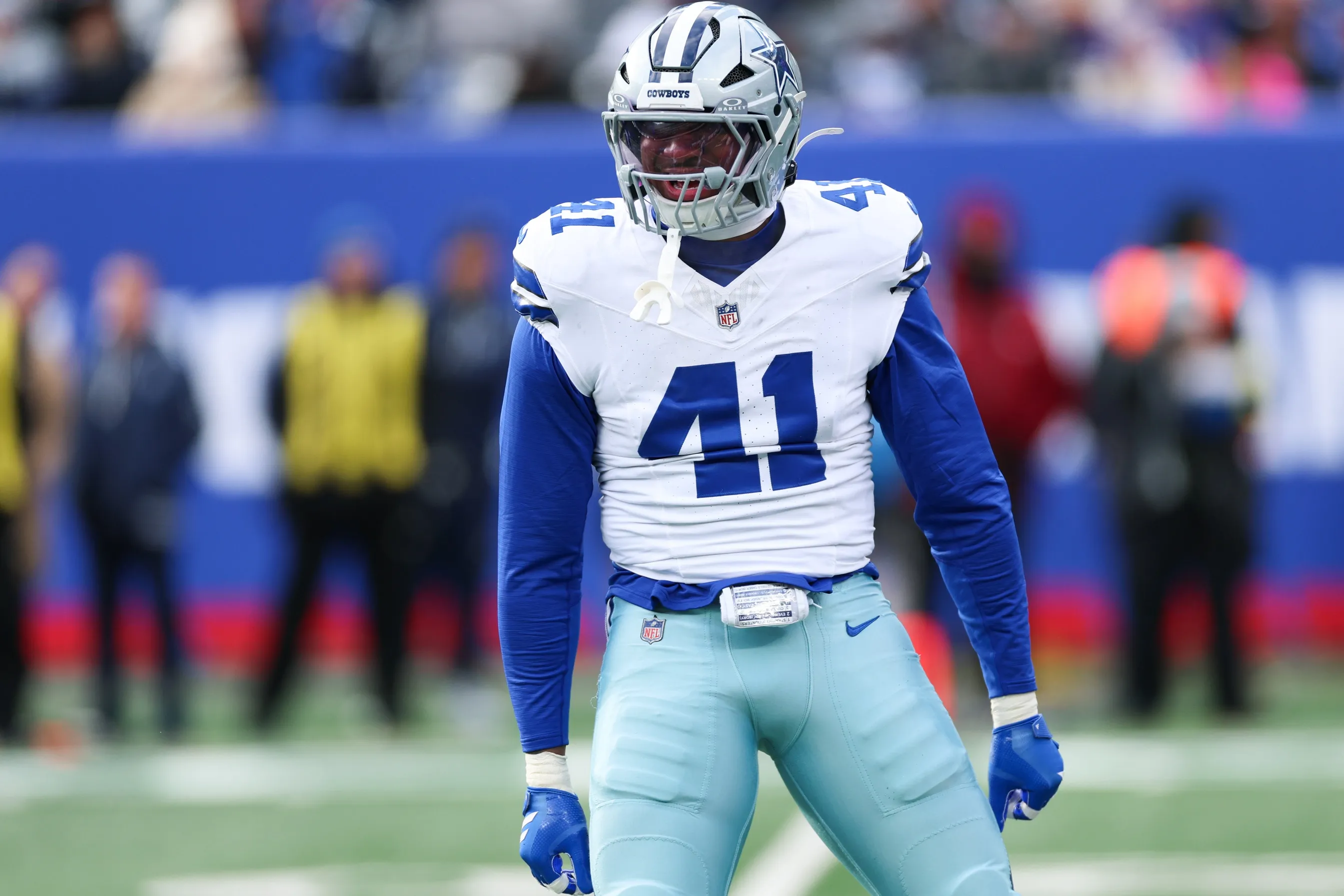 Donovan Ezeiruaku’s Recovery Boosts Cowboys’ Defensive Outlook Entering 2026