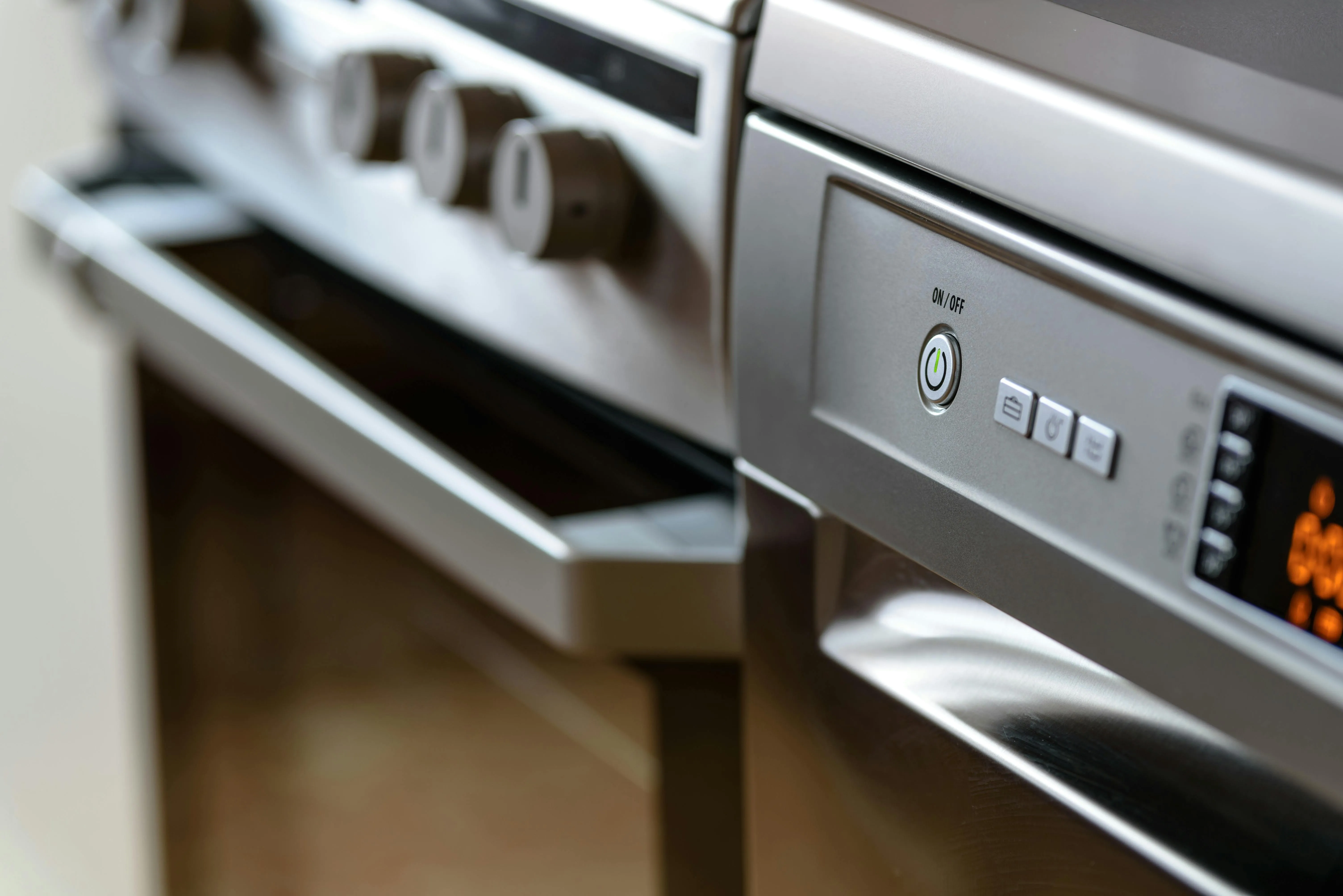 14 Appliances That Were Loud, Ugly, but Totally Reliable