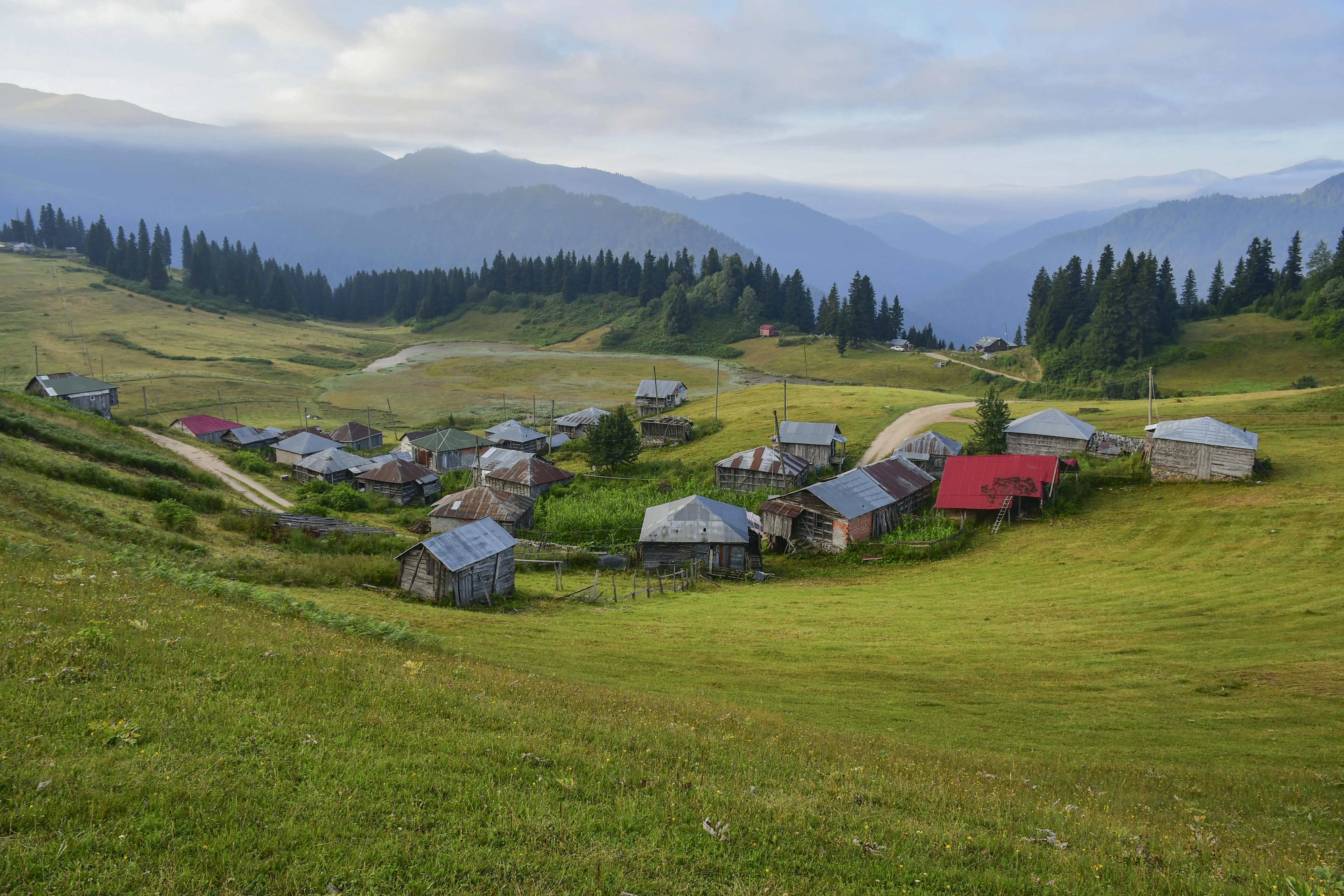 10 Social Norms Common in Small Communities