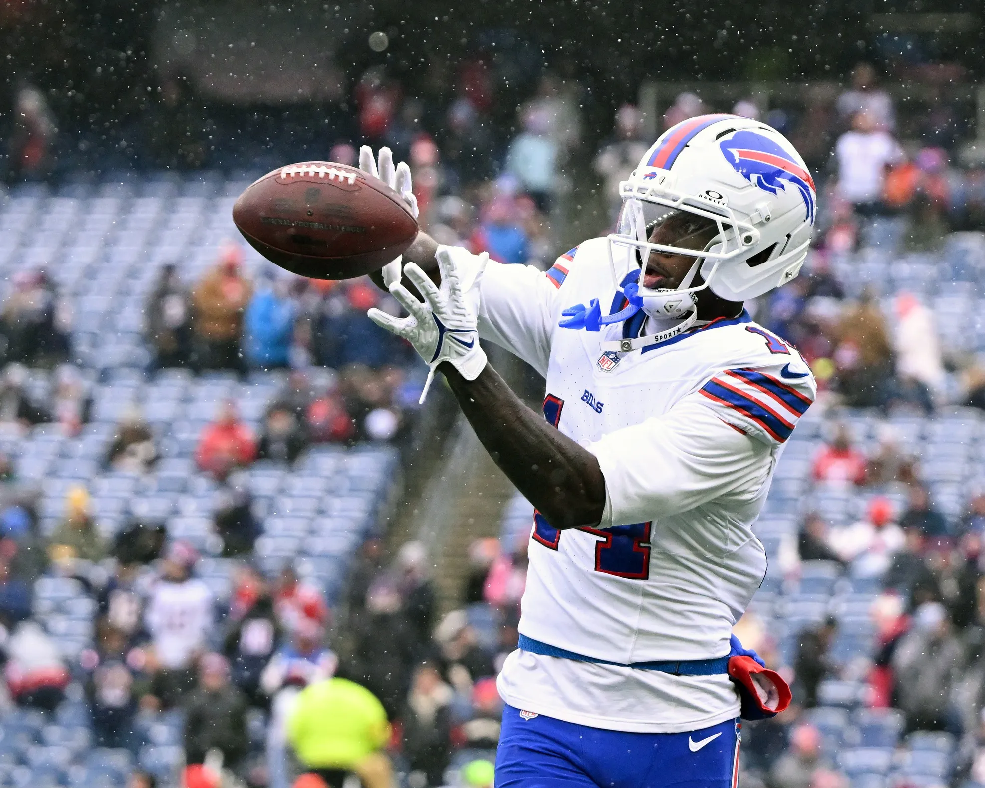 Tyrell Shavers’ Grit Powers Bills Past Jaguars in Wild Card Thriller