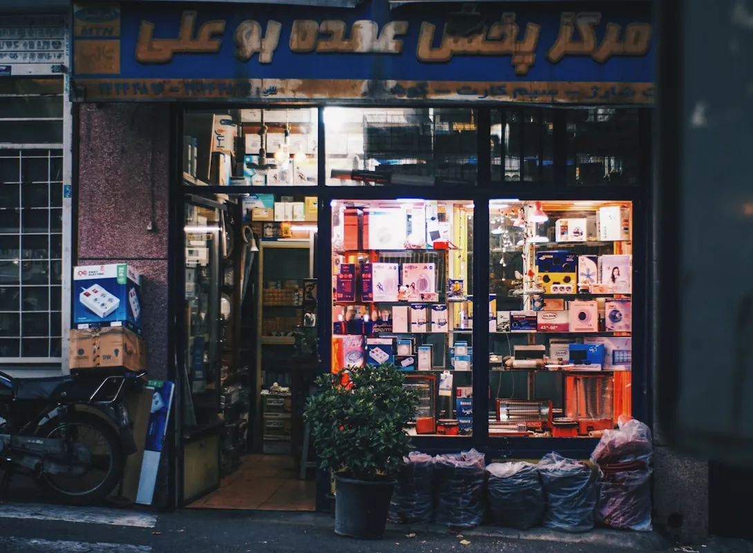 mdreza jalali from Unsplash