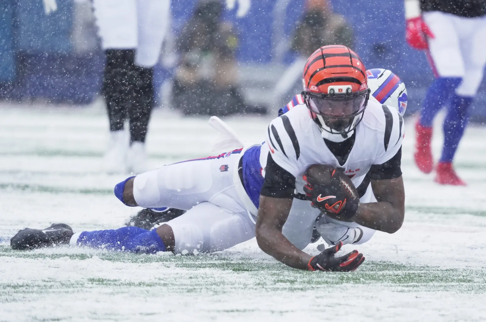 Bengals to Face Ravens Without Tee Higgins Amid Burrow’s Return