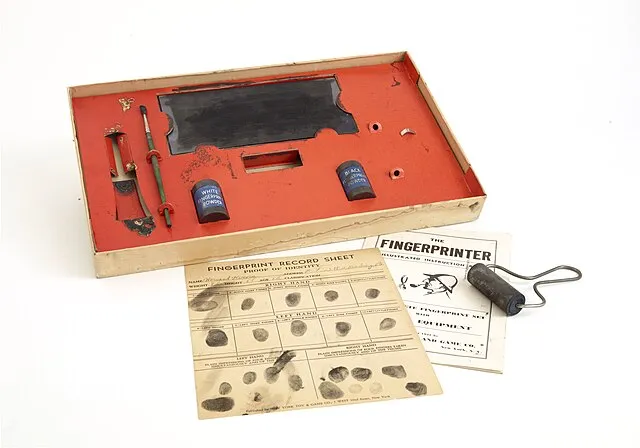 New York Toy and Game Company on Wikimedia Commons