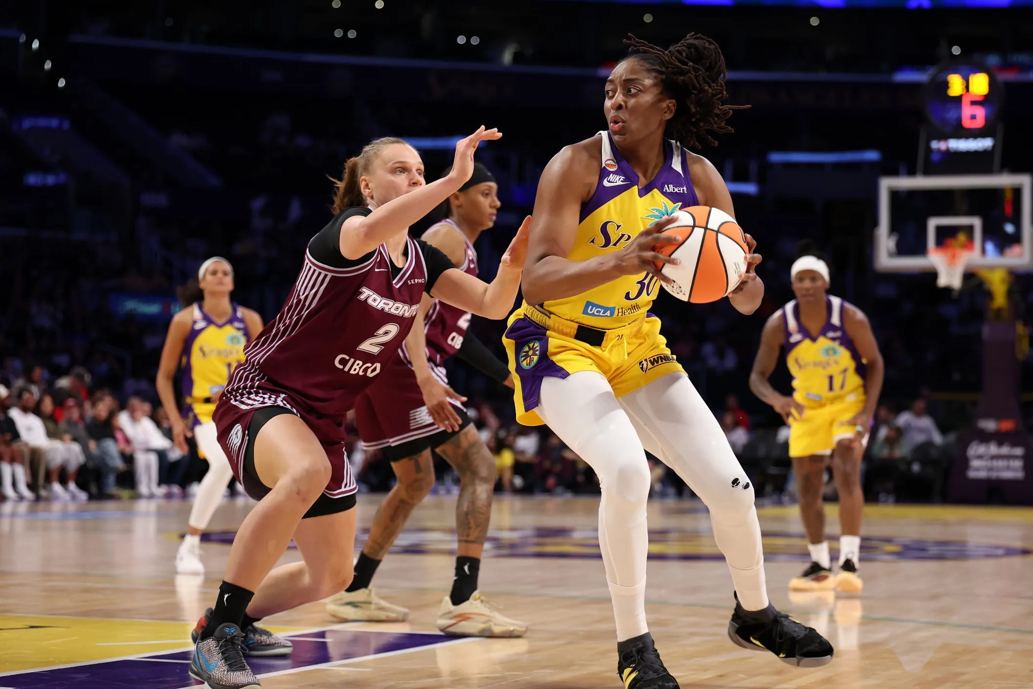 Sparks Adjust Without Nneka Ogwumike as Hand Injury Brings Short-Term Absence