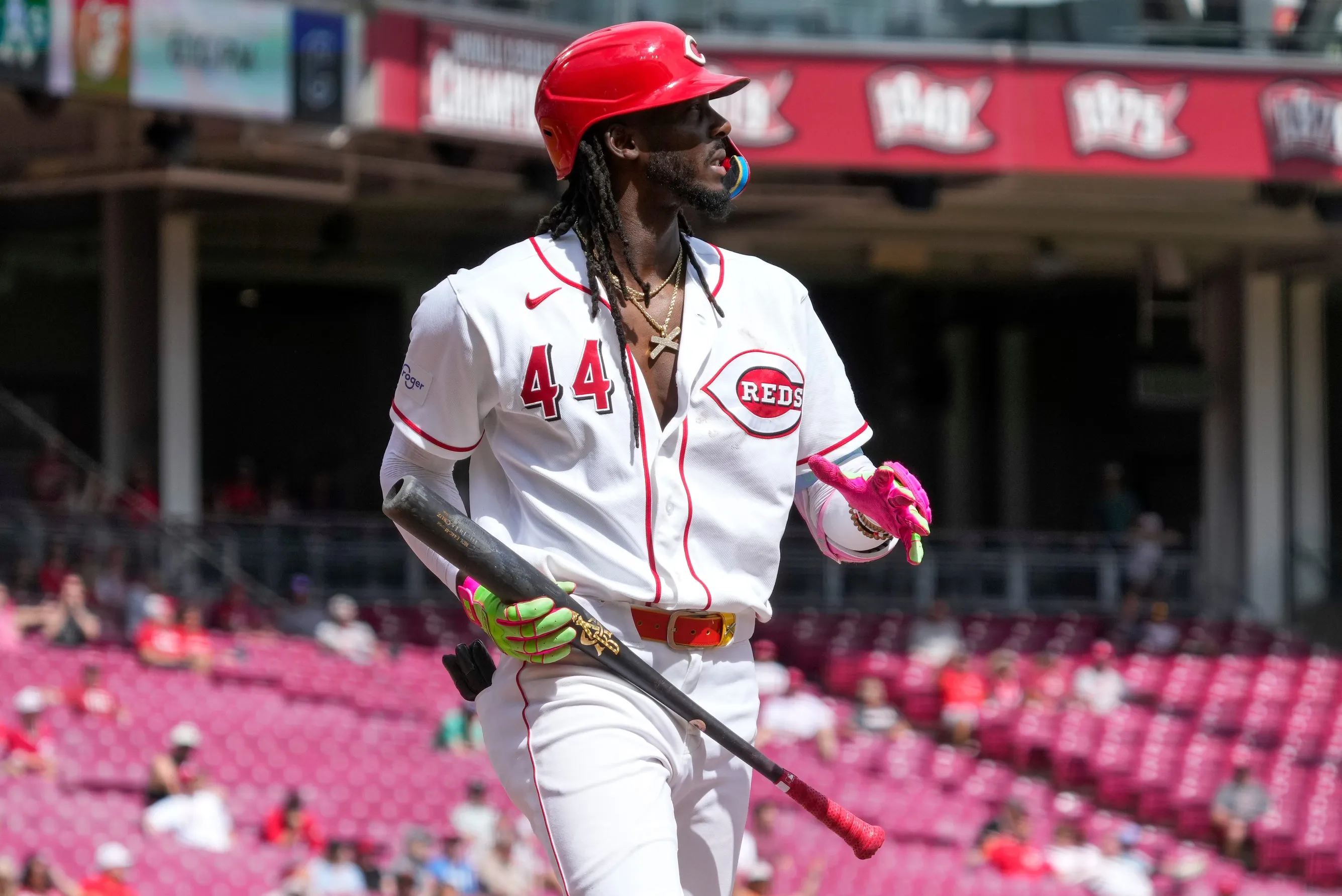Elly De La Cruz’s 442-Foot Blast Powers Reds on Jackie Robinson Day Stage