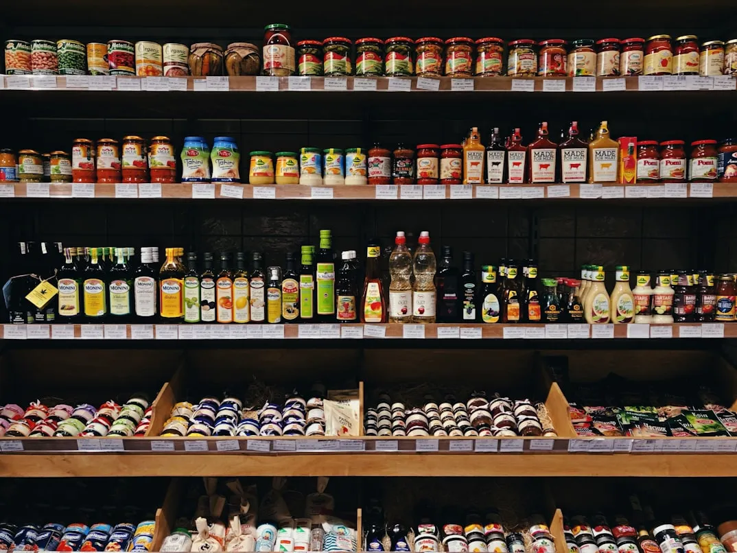 15 Things Every Grocery Store Offered That You Don’t See Today