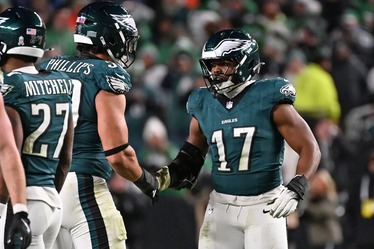 Nakobe Dean Praises Jalen Hurts, Hopes to Stay in Philadelphia