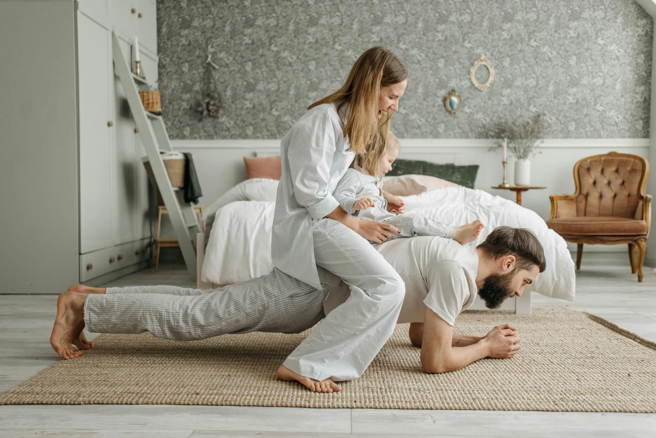 13 Tiny Household Habits That Brought Families Together