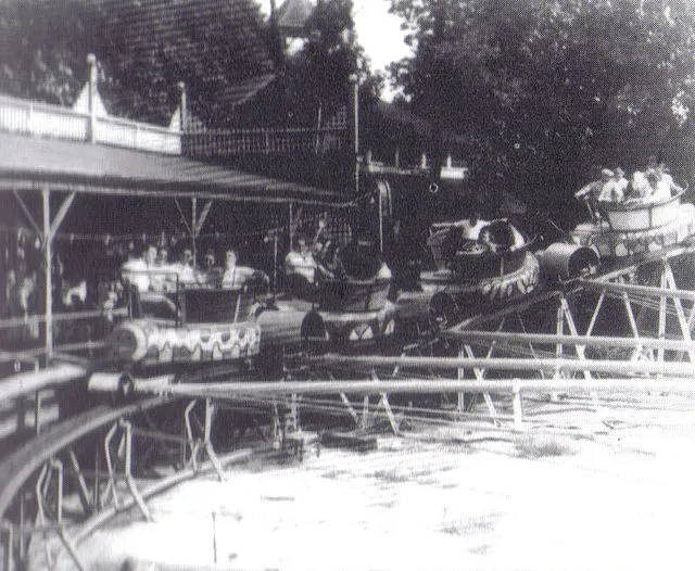 Cedar Fair, L.P. on Wikimedia