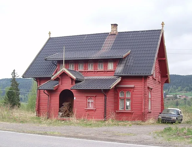 Holav on Wikimedia Commons 