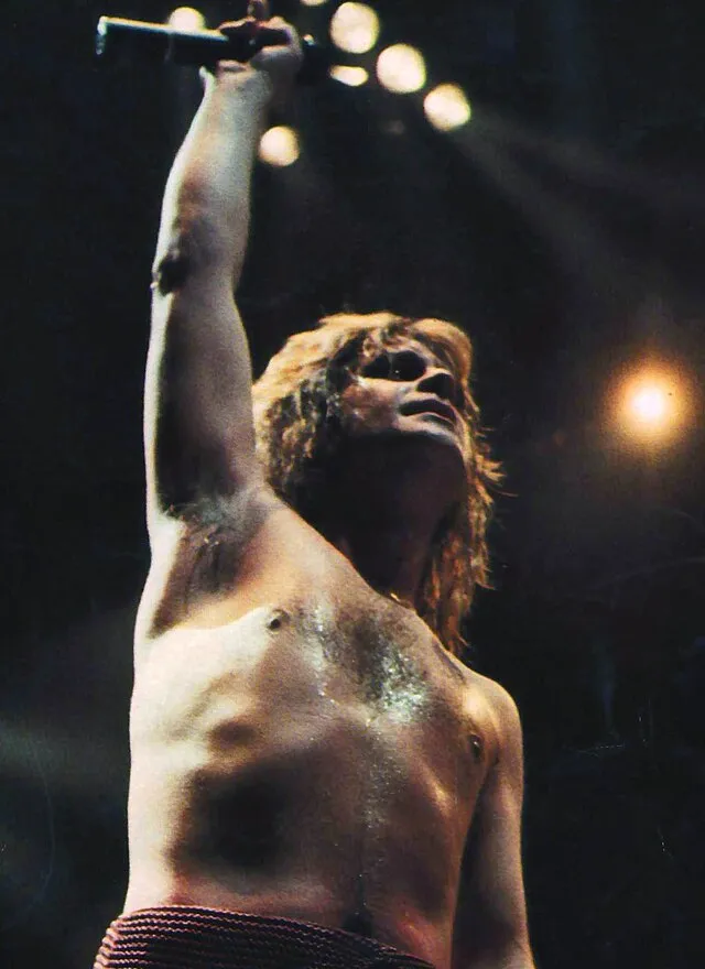 Ted Van Pelt on Wikimedia Commons 
