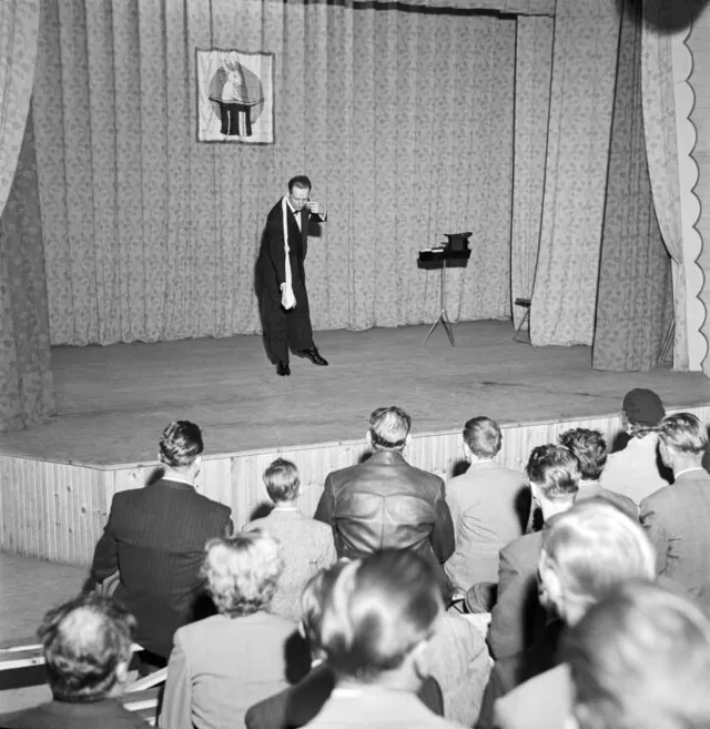 U. A. Saarinen on WIkicommons
