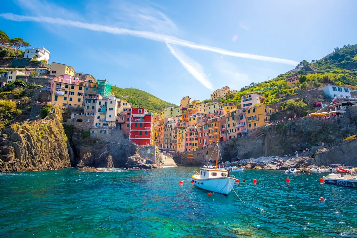 15 Community Traditions Kept Alive by Small Towns