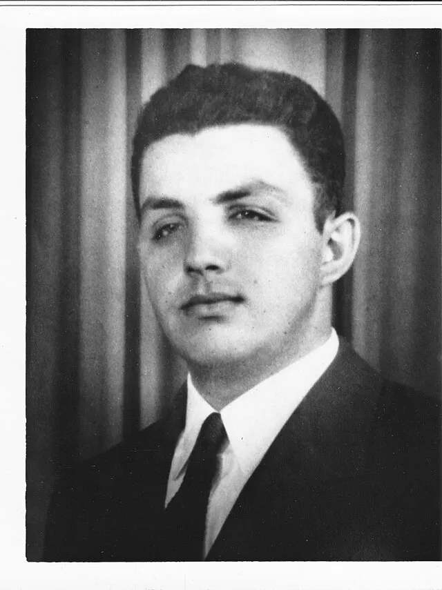 Dominic Spinelli on Wikimedia Commons