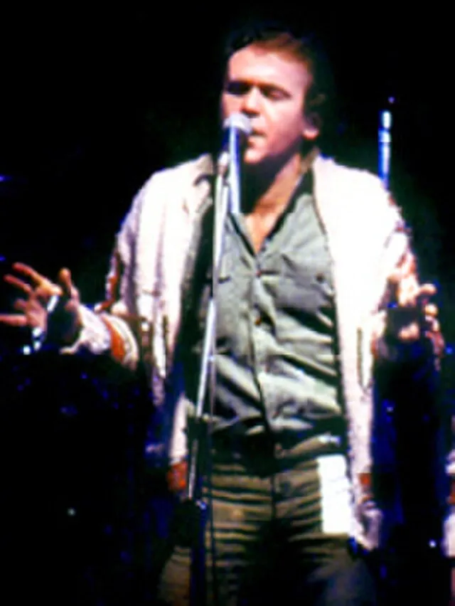 Susanna Burton on Wikimedia Commons 