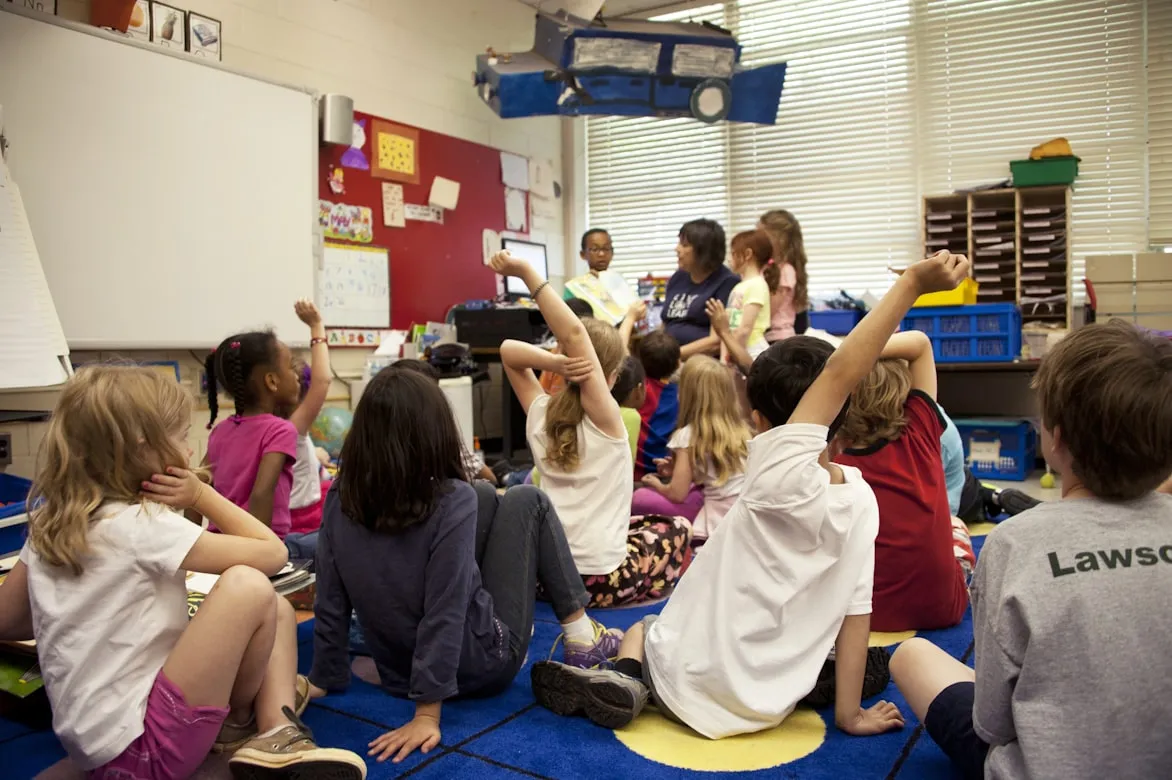15 School Traditions From the 1940s That No Longer Exist