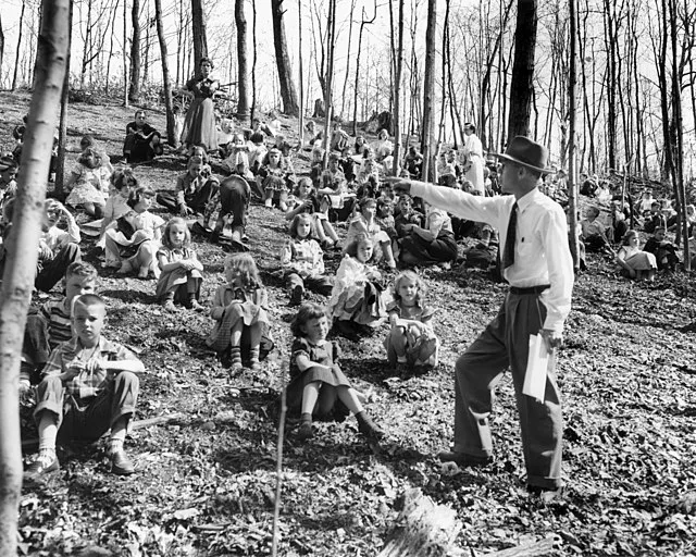 doe-oakridge on WikiCommons