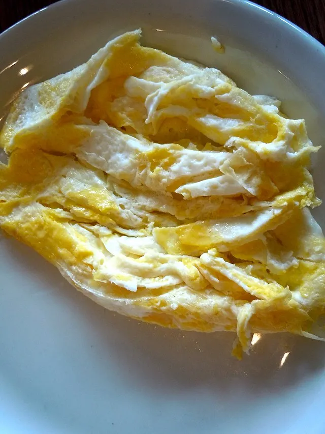 Studio Sarah Lou on Wikimedia Commons 