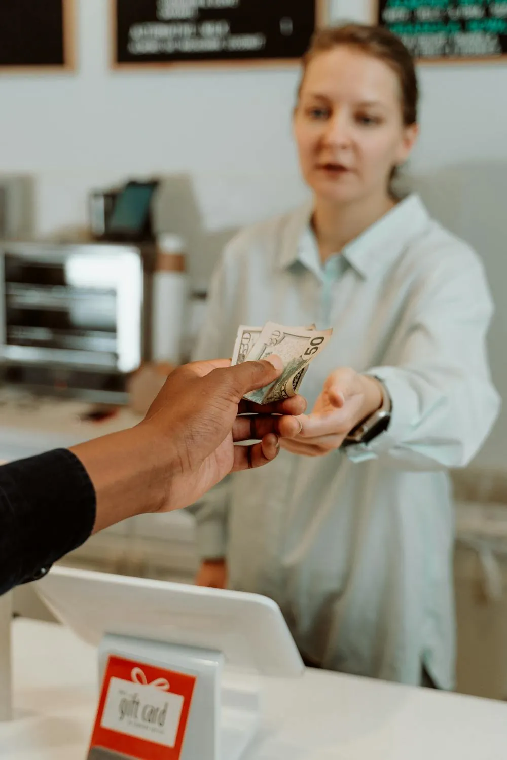 RDNE Stock project on Pexels