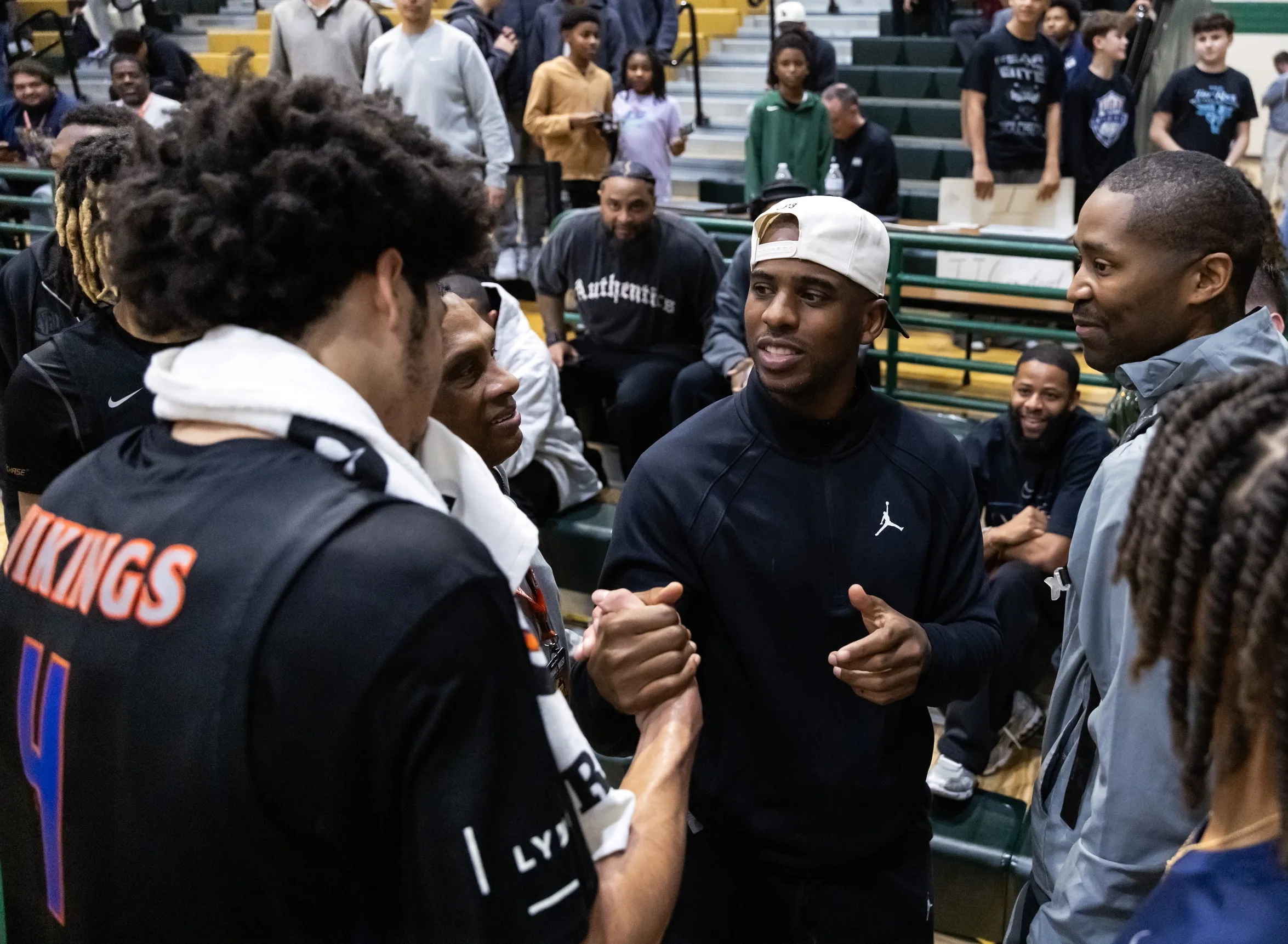 Chris Paul Closes the Book on 20-Year Career After Deadline Passes Without New Team