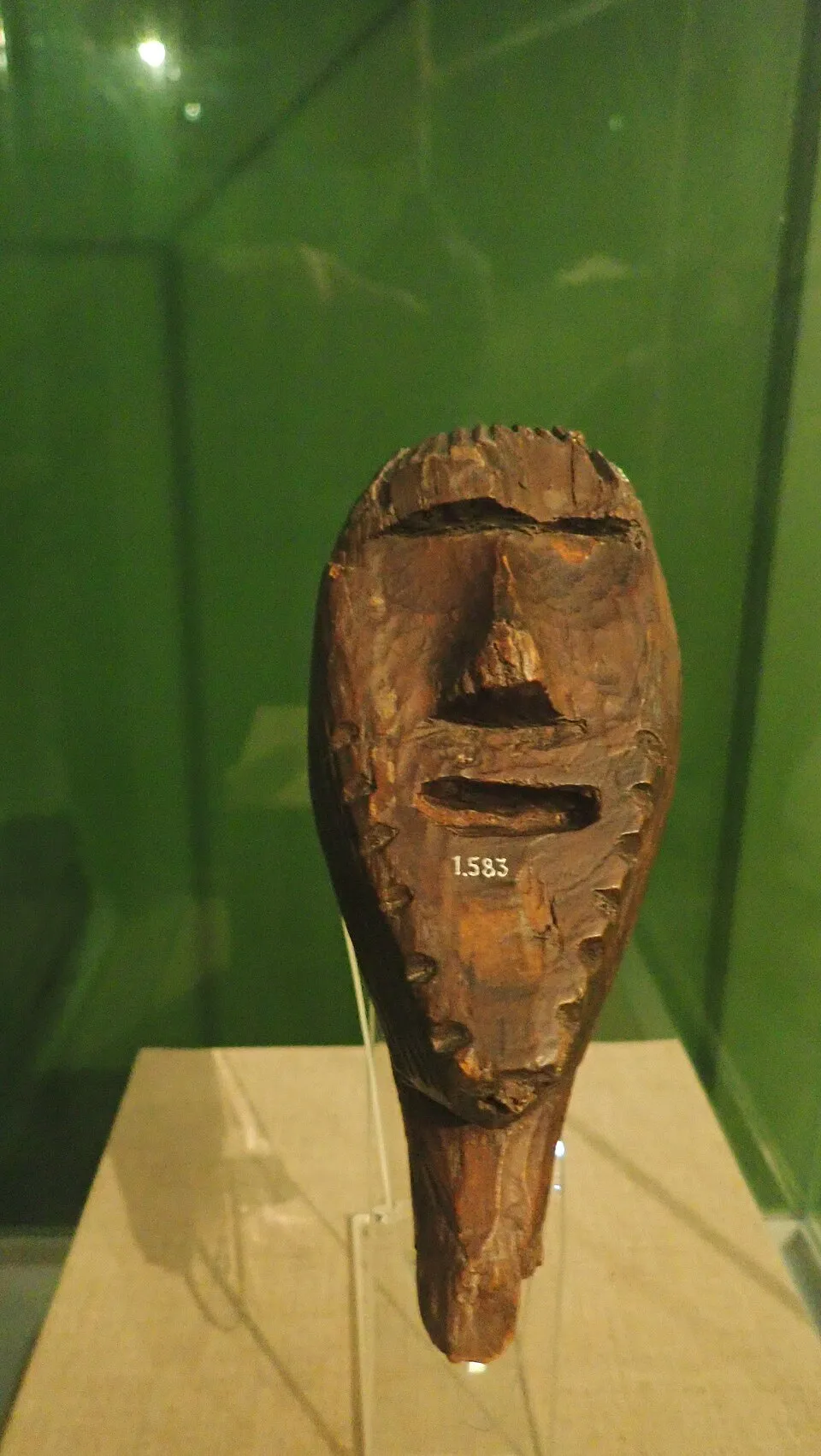 Леонид Макаров on Wikimedia Commons