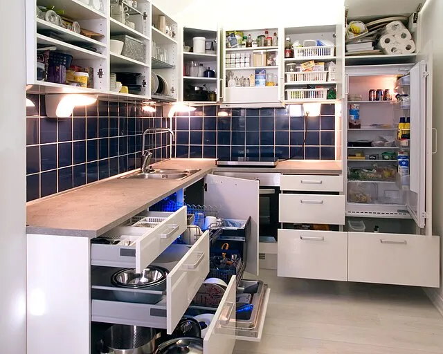 16 Things Every Home Stored in Cabinets in the 1970s That Disappeared