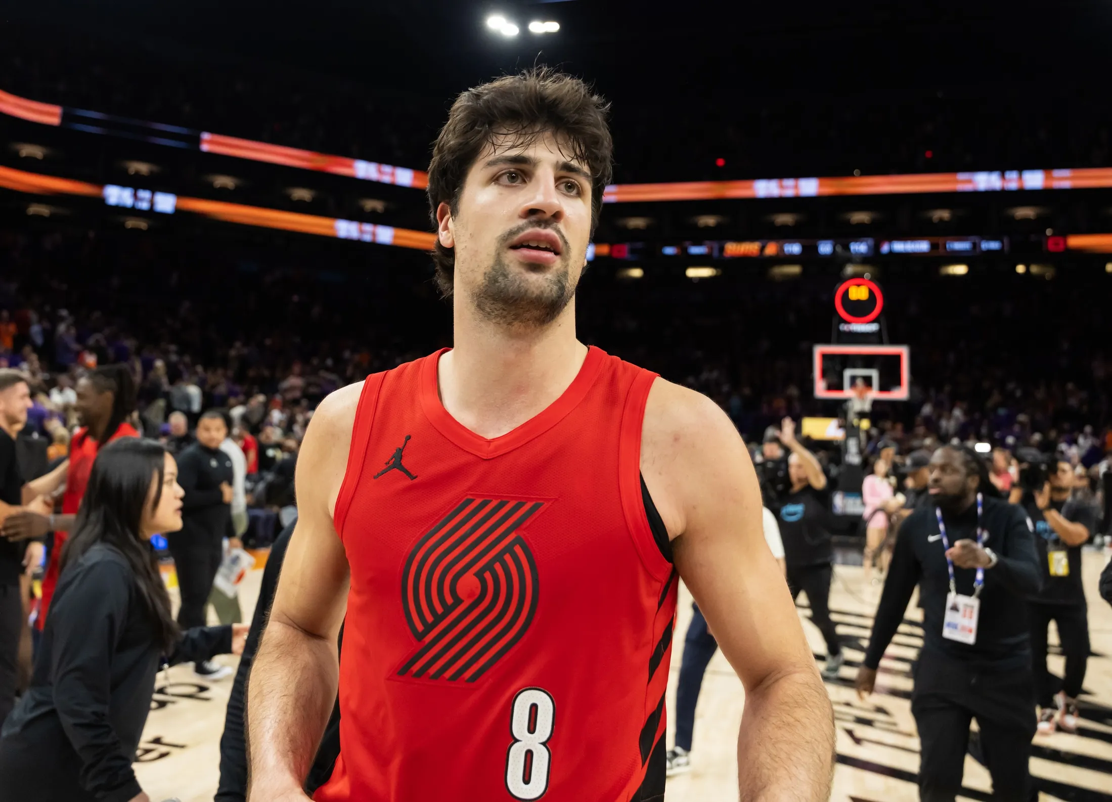 Trail Blazers Edge Suns Late, Set Up Tough Playoff Clash With Spurs