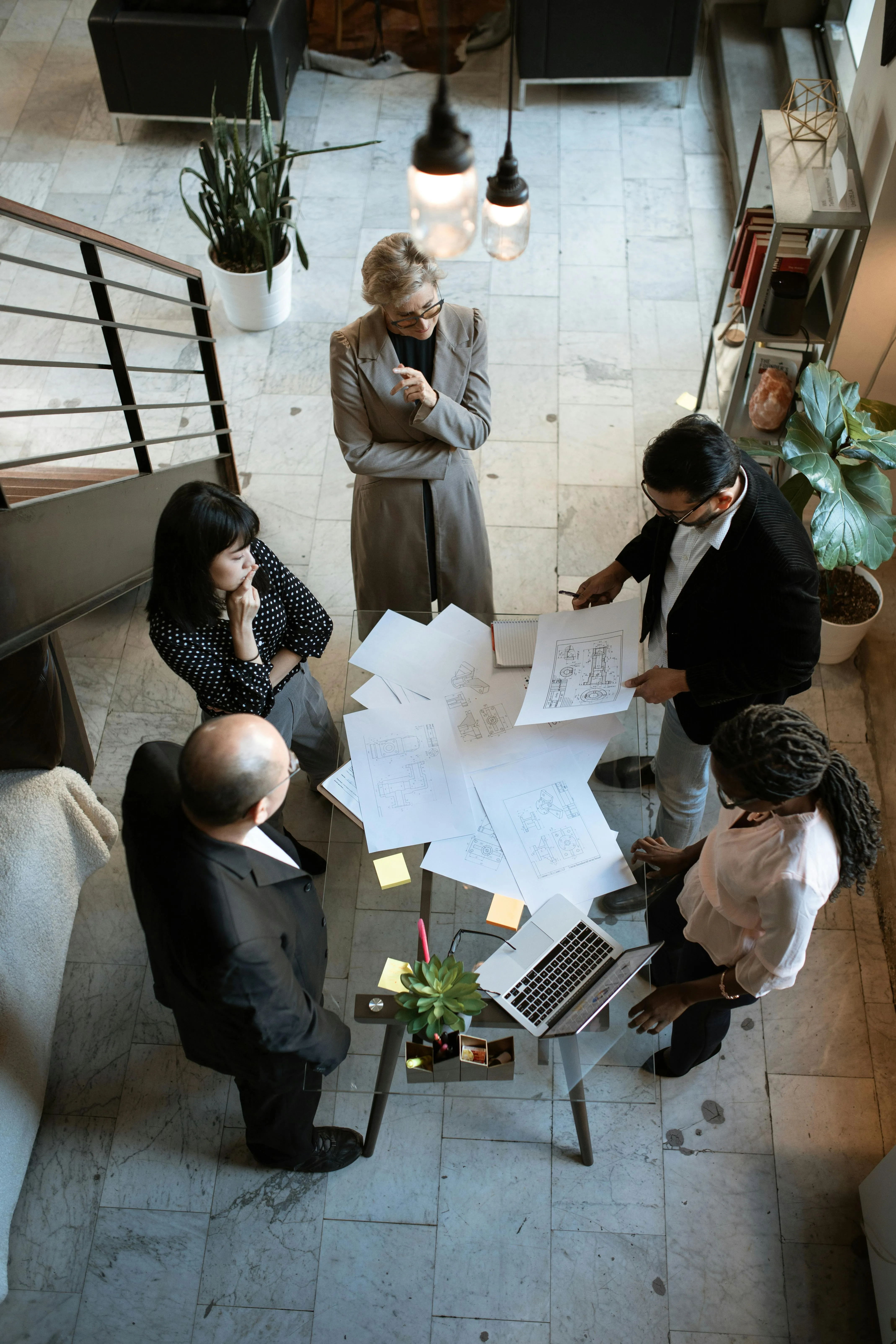 RDNE Stock project on Pexels
