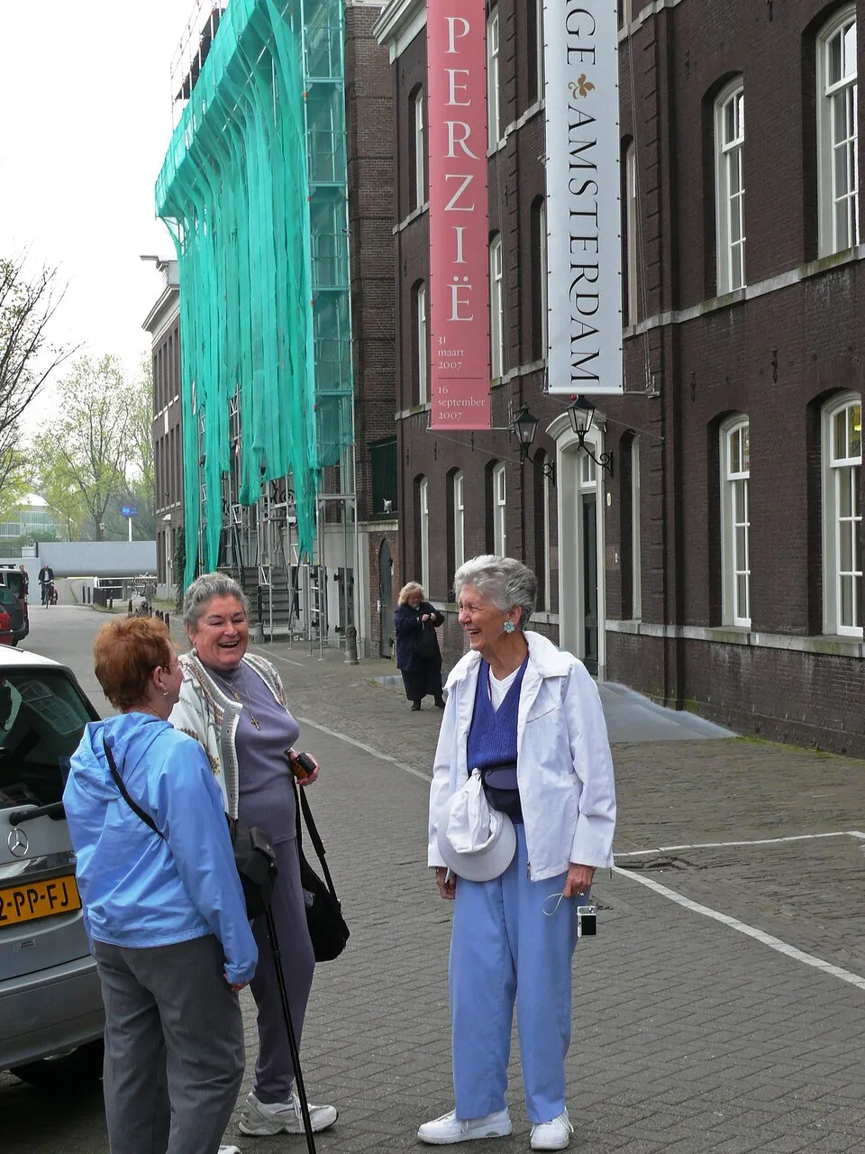 Fons Heijnsbroek on Wikicommons