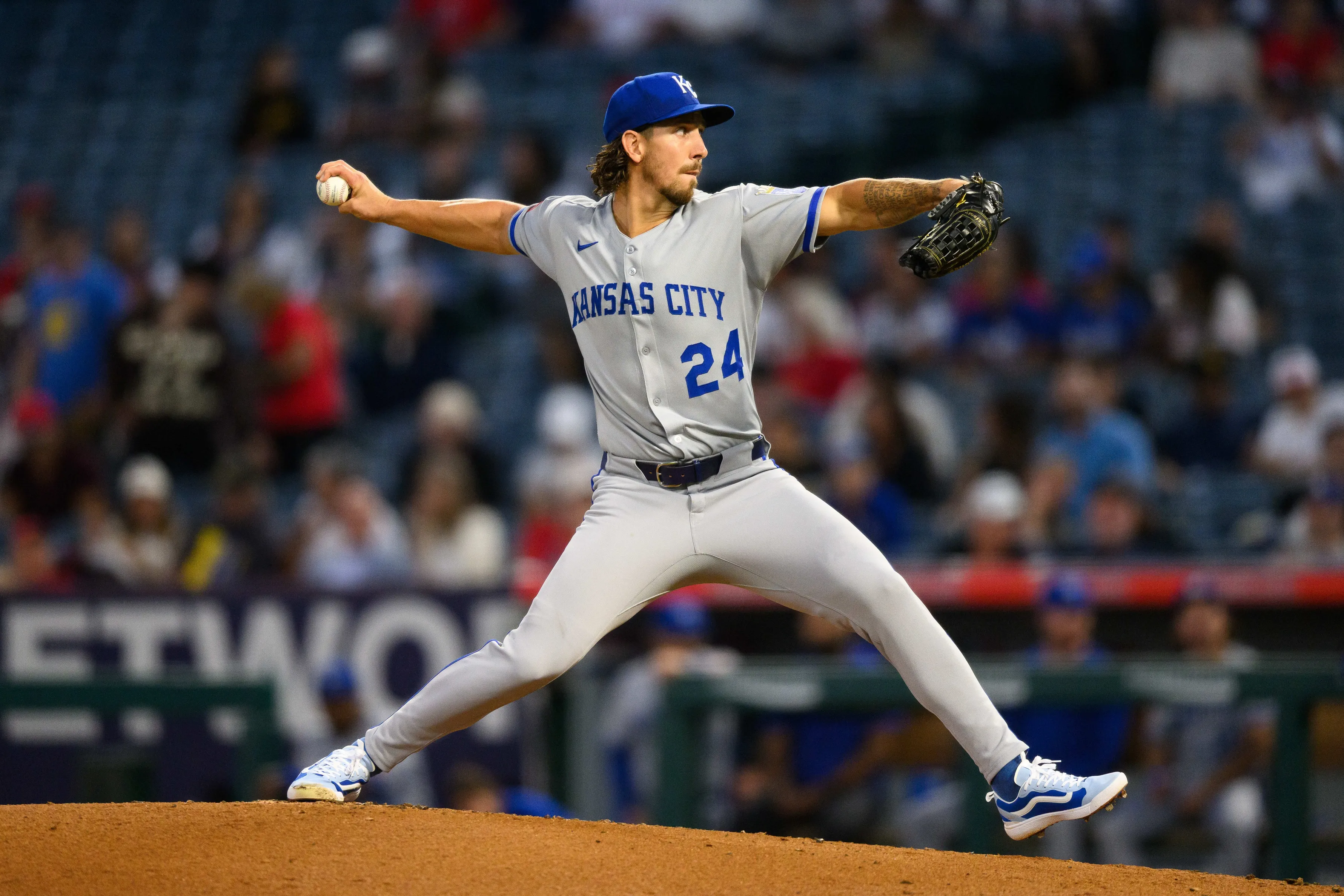 Michael Lorenzen Embraces Coors Field Challenge with Rockies