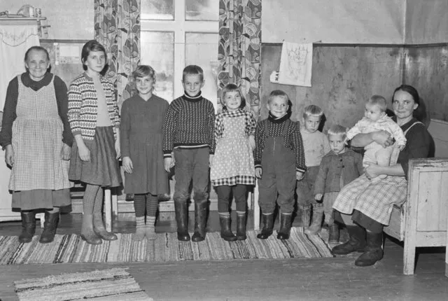 20 Household Rules Every 1960s Kid Grew Up With