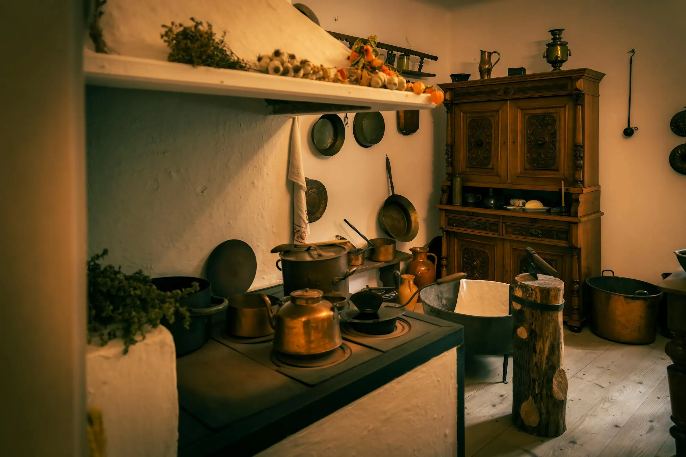 17 Things Every Kitchen Had That Are Rare Today