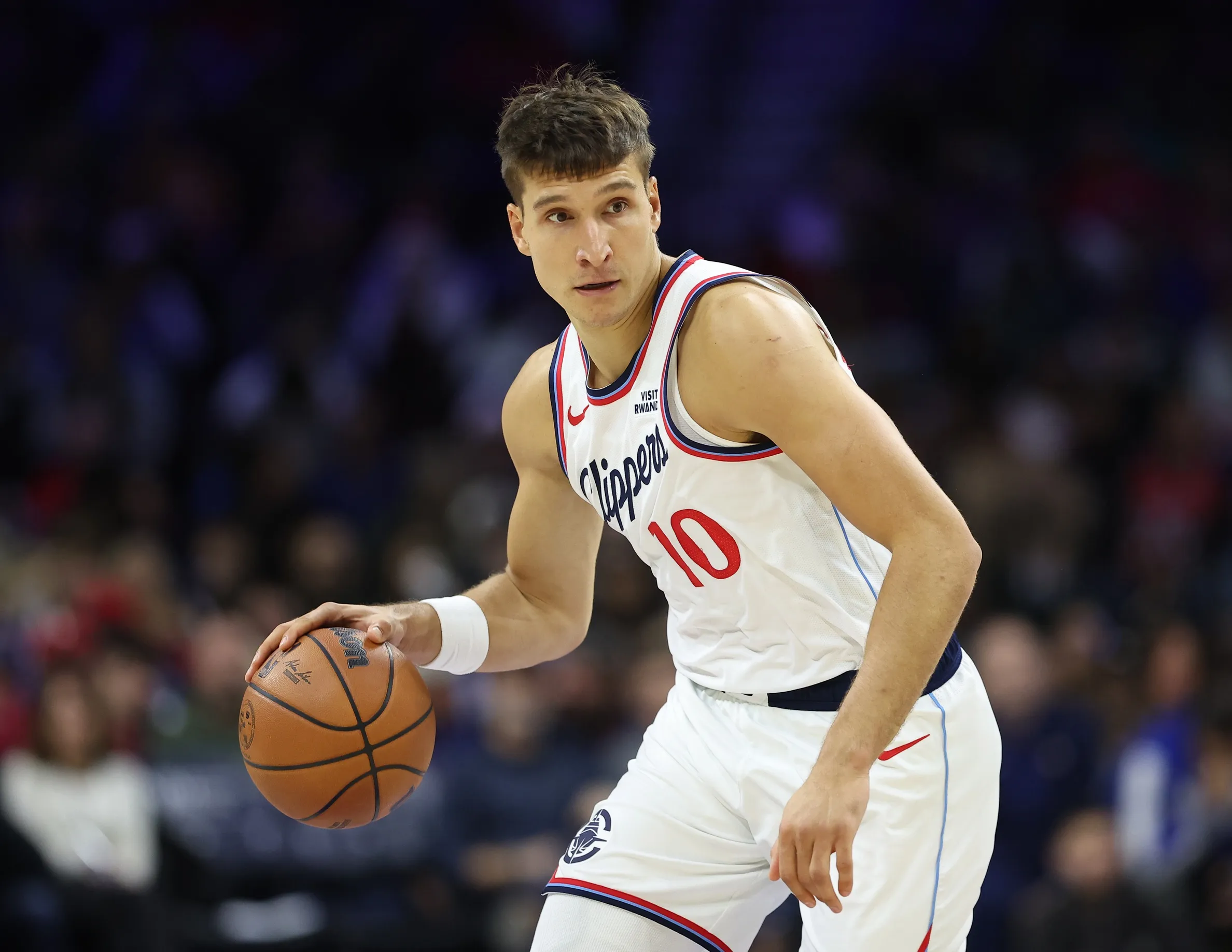 Clippers Enter NBA Cup Battle With Lakers Amid Injury Concerns