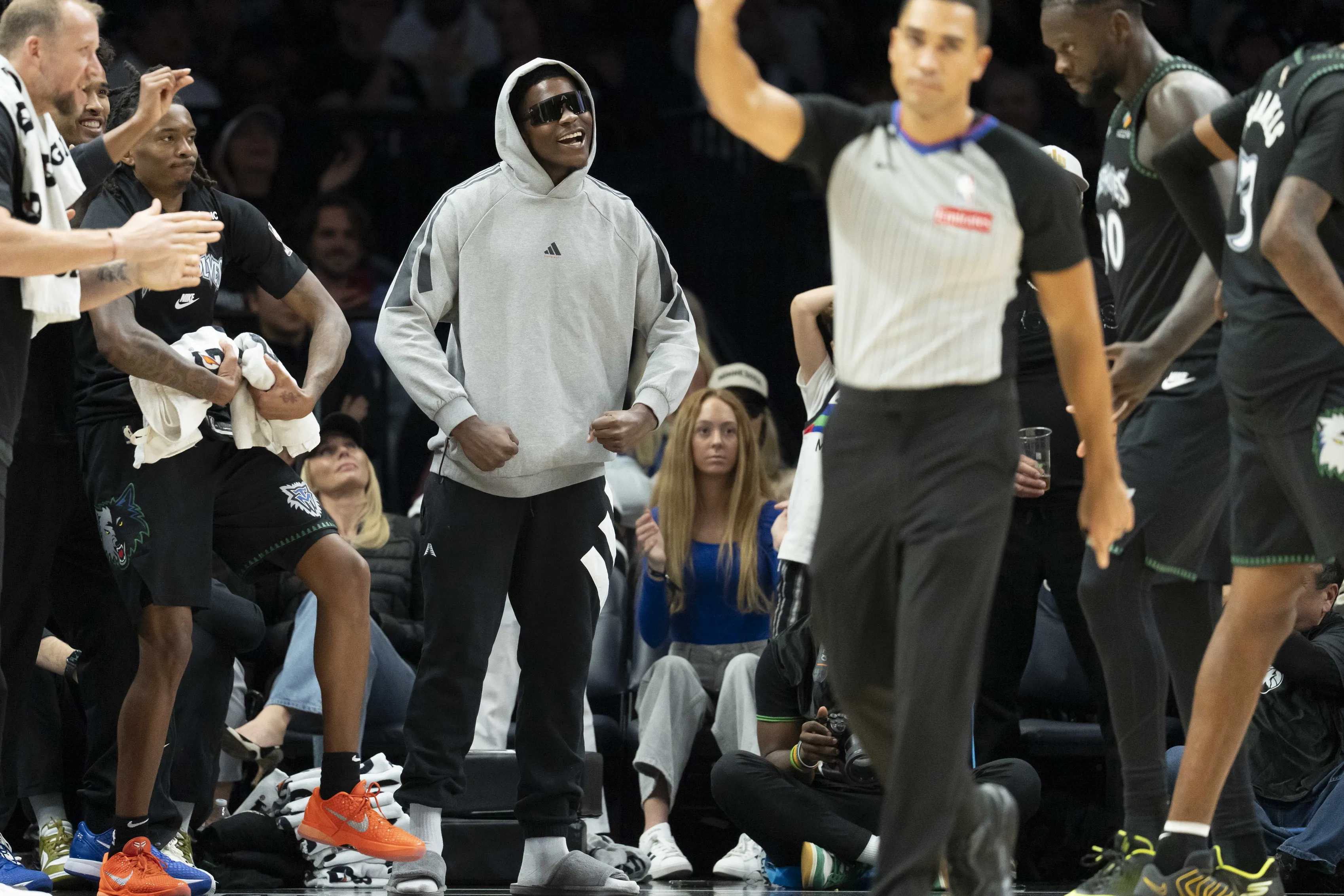 Anthony Edwards to Miss Two Weeks with Hamstring Strain