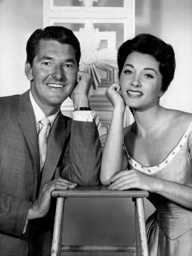 CBS Television on Wikimedia Commons