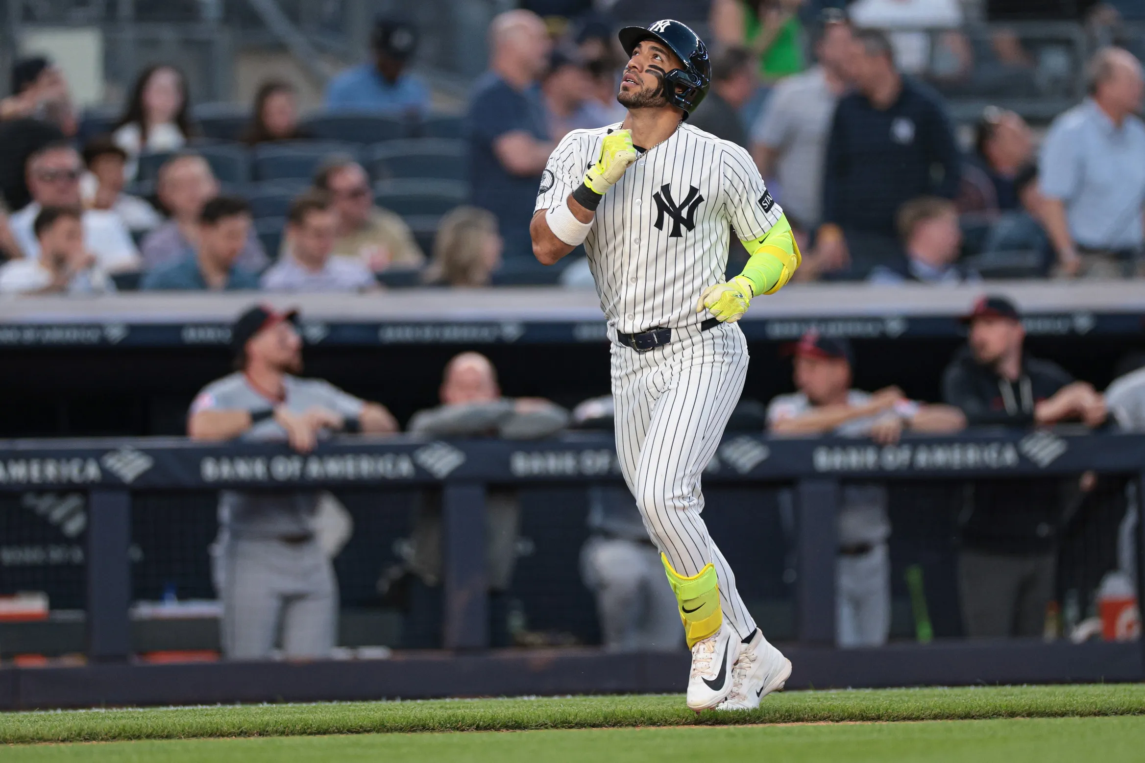 Yankees Back Jose Caballero Despite Defensive Woes in Costly Loss to Red Sox