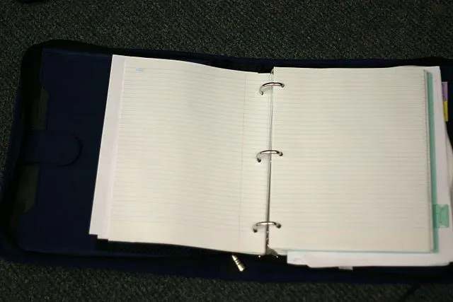 luke launderville on Wikimedia Commons