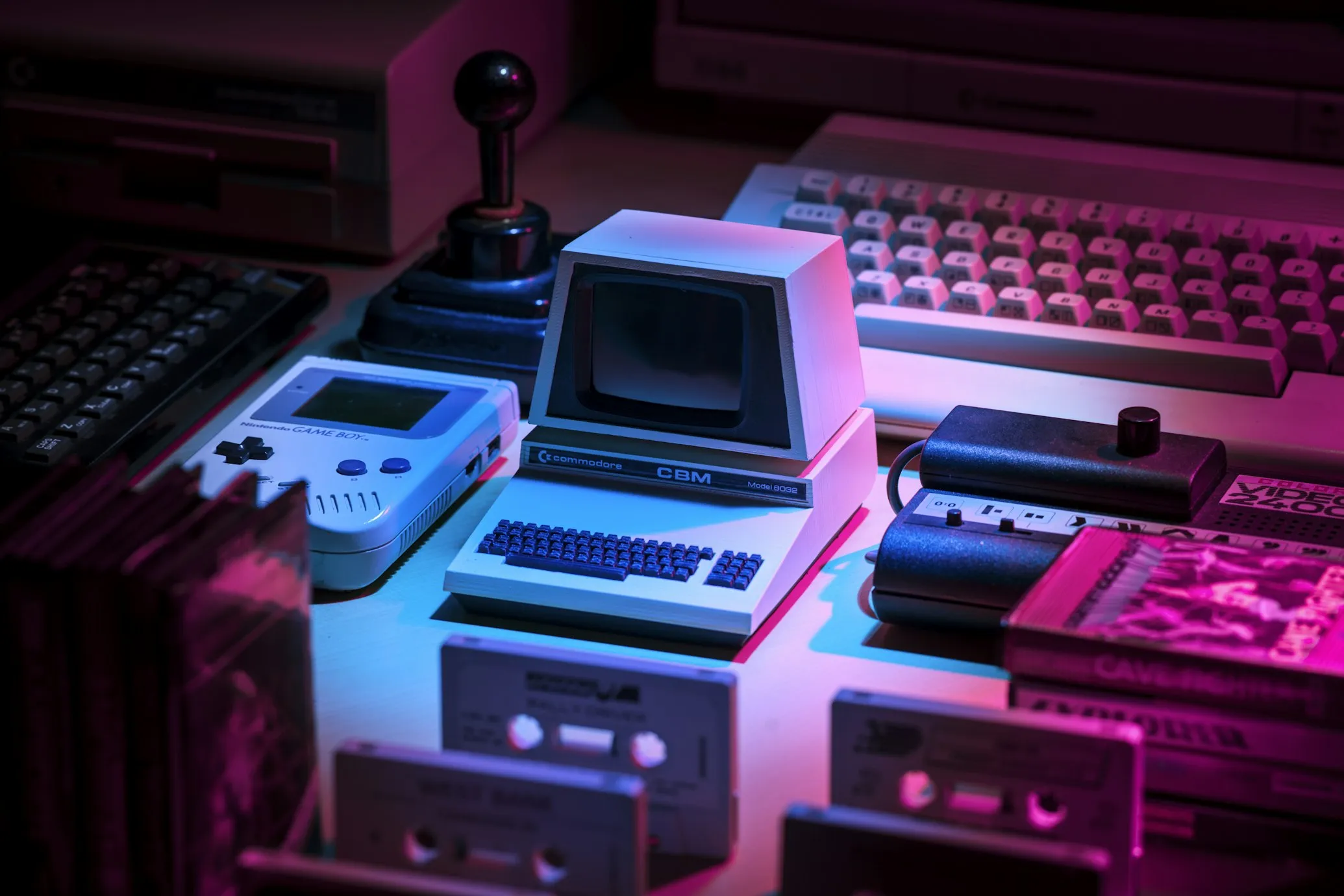 14 Retro Tech Gadgets from the ’90s That Are Now Collectible