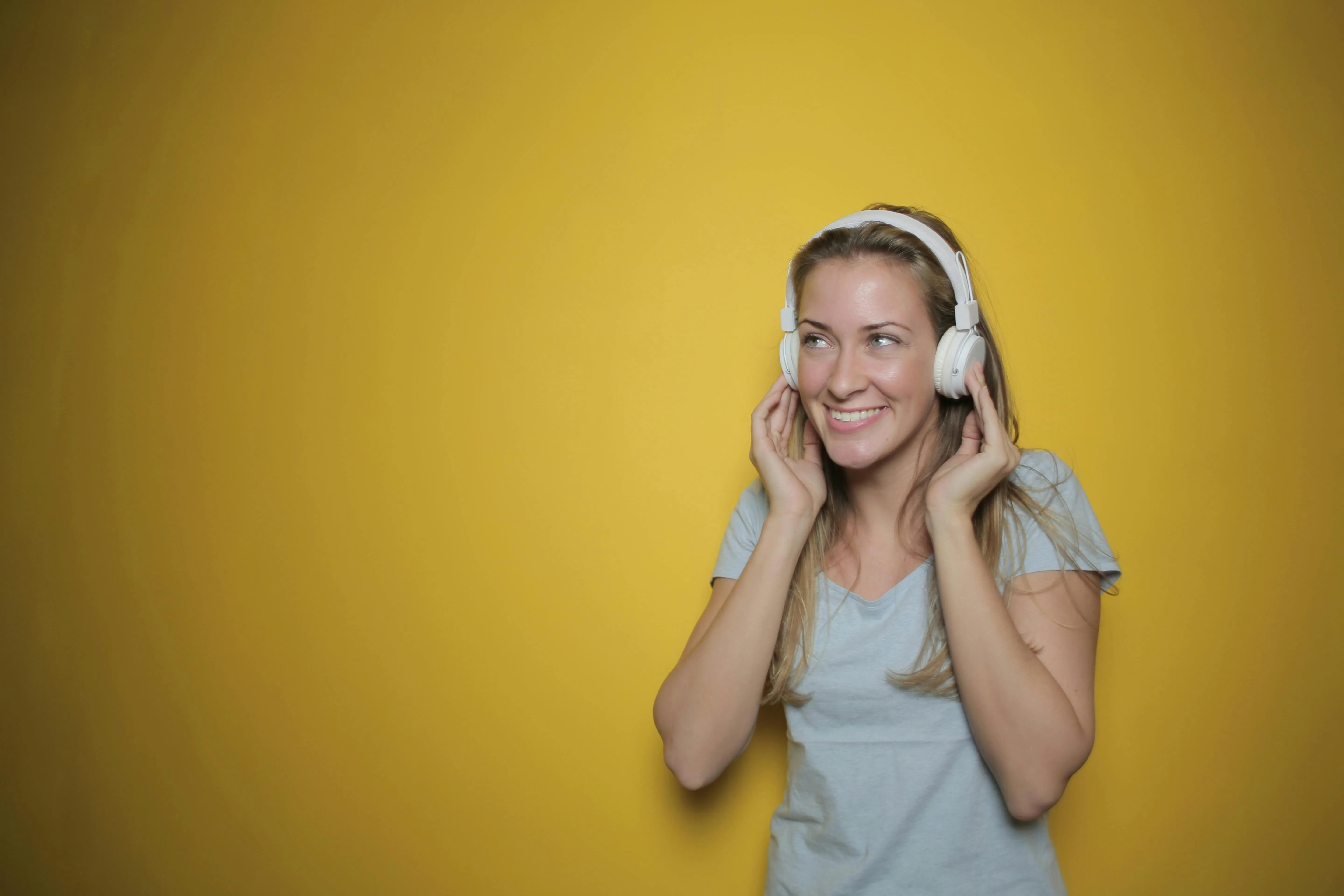 12 Times Autoplay Music on Websites Embarrassed You