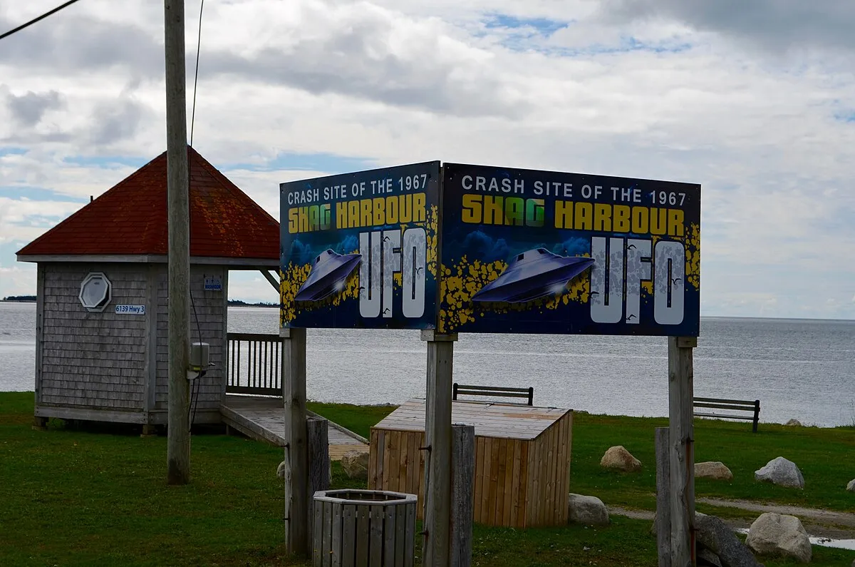 SnowyBadger on Wikimedia Commons