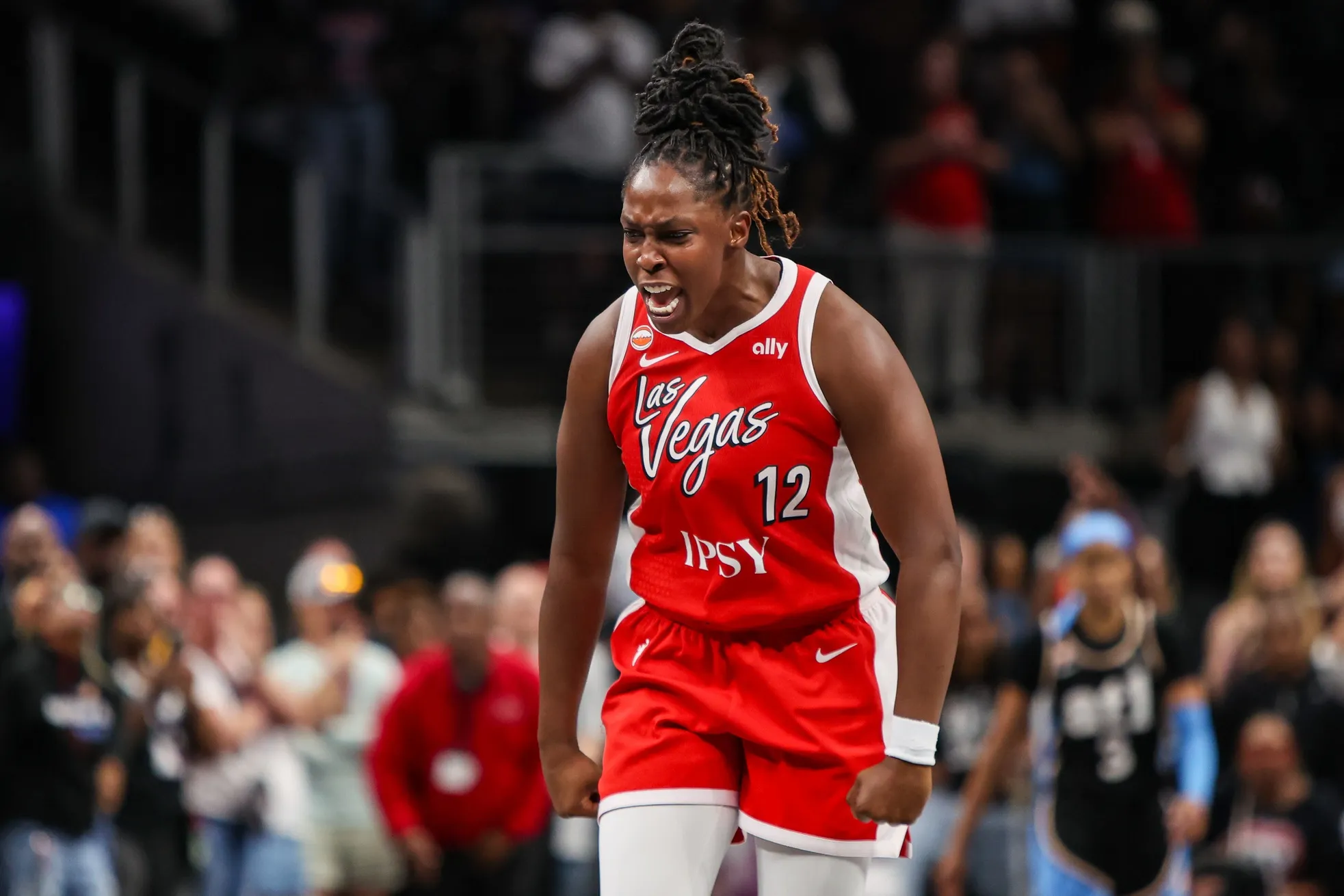 Chelsea Gray’s Late Jumper Lifts Aces Past Dream After Atlanta’s Furious Rally