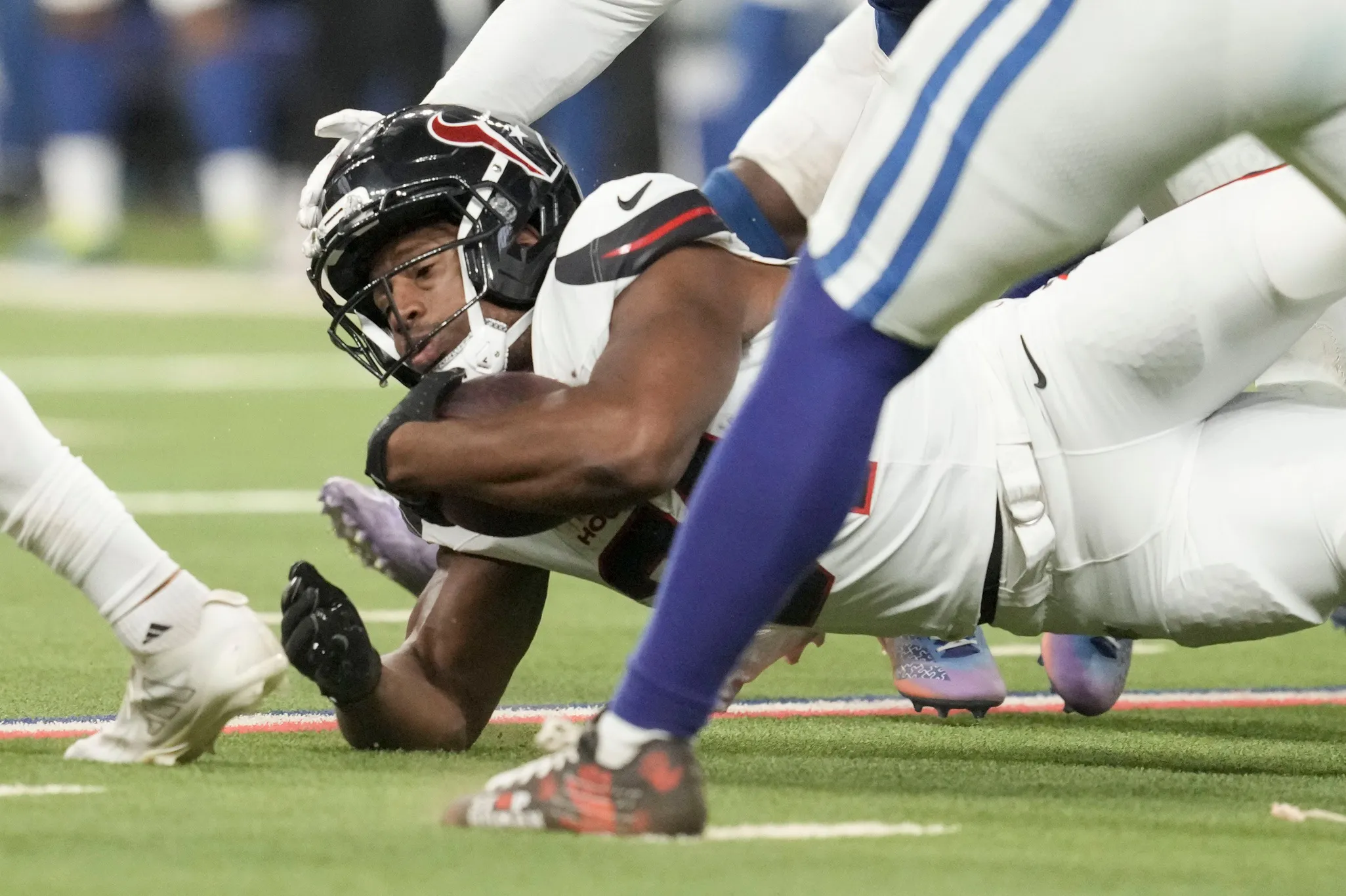 Nick Chubb Leaves Door Open for Potential Browns Return Before Season
