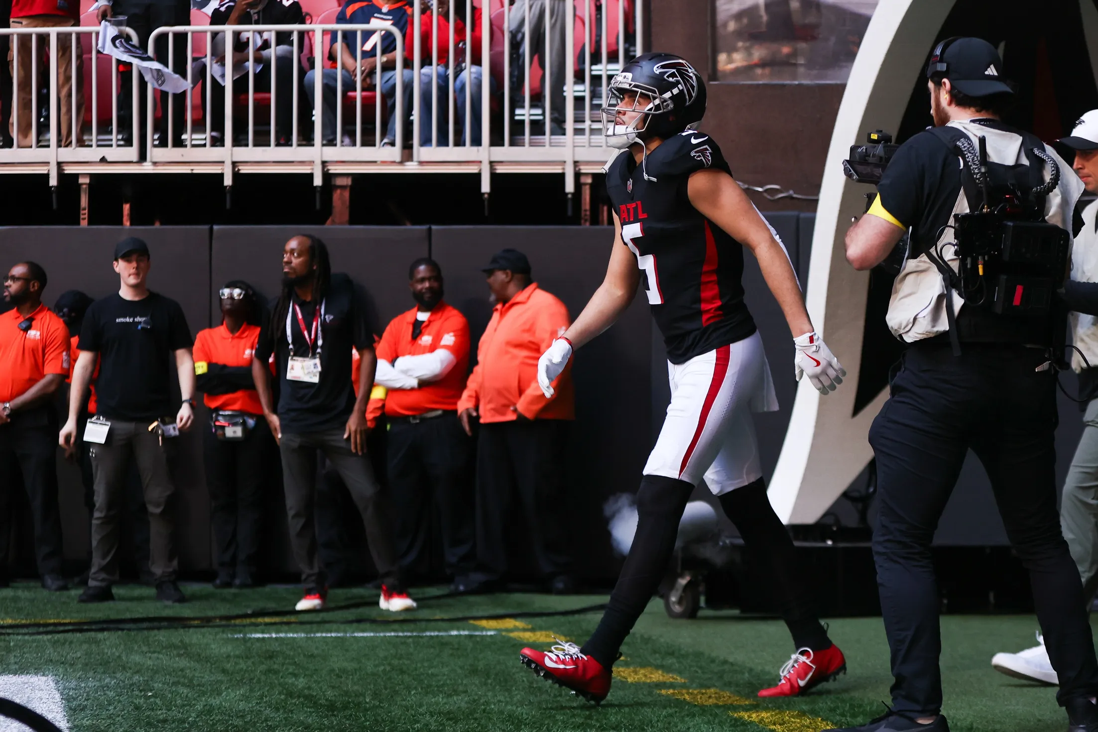 Drake London Expected to Return as Falcons Eye Playoff Push