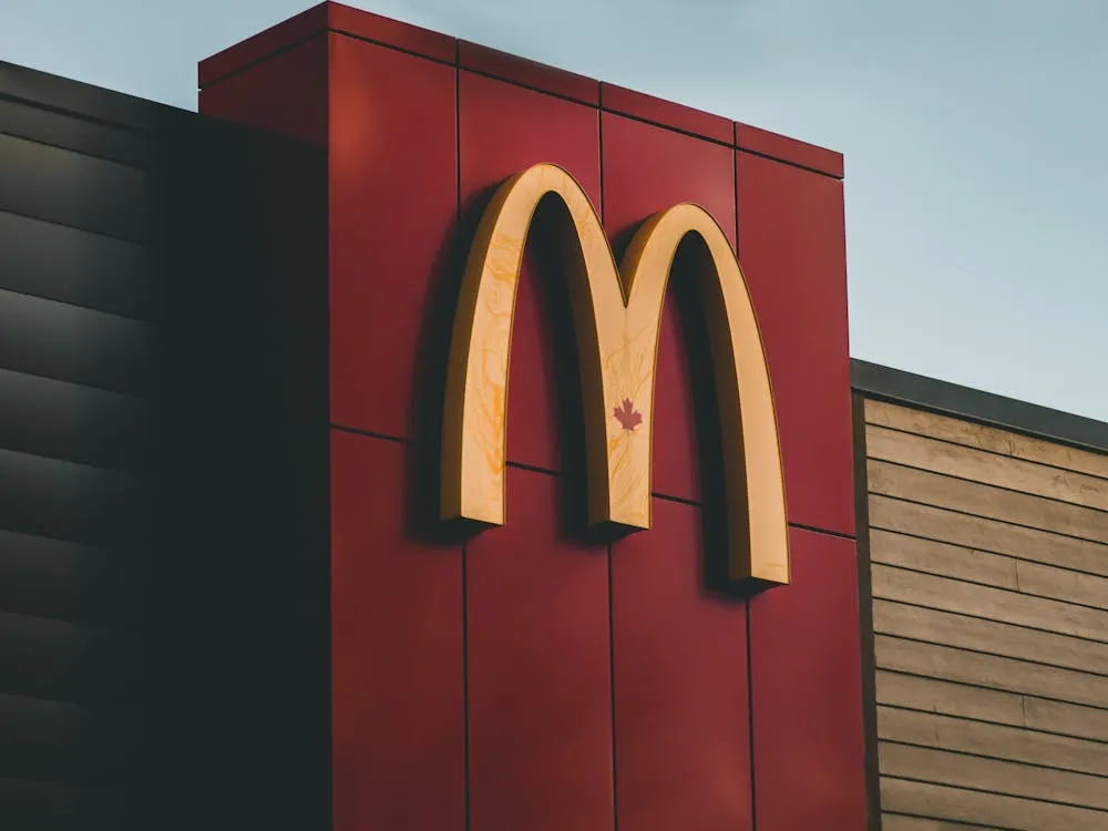 14 Fast Food Chains That Shuttered Mysteriously
