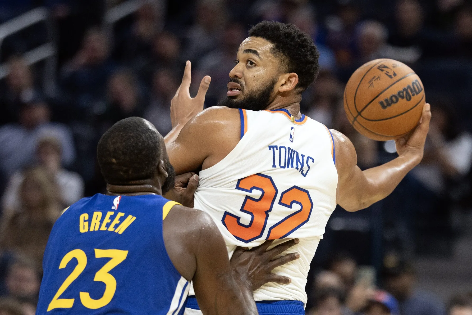 Karl-Anthony Towns Carries the Weight as Knicks Search for Stability Without Brunson